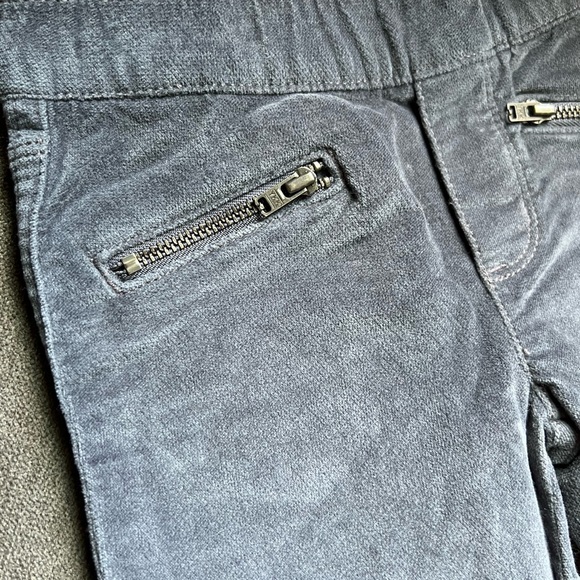 OskKosh B’gosh 3t girls velvet pants - Picture 2 of 5